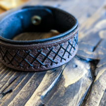 Tribal stitched leather bracelt